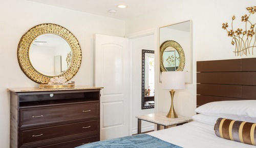 Grand Studio Suite, 1 King Bed, Vineyard View