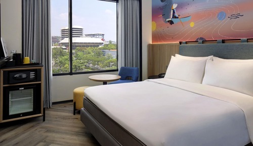 Superior Double Room, City View