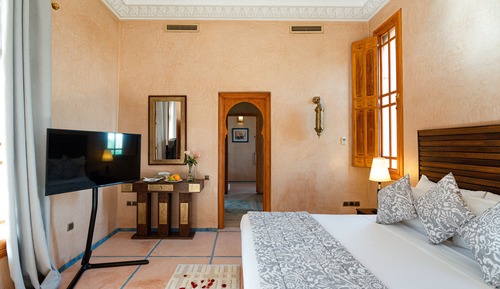 Deluxe Suite