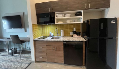 Studio Suite, 2 Queen Beds, Non Smoking (Full Kitchenette)