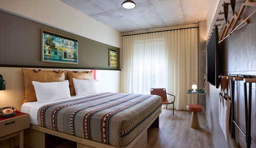 Room, 1 King Bed, Non Smoking