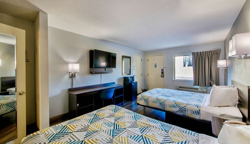 Standard Room, 2 Double Beds, Non Smoking, Kitchenette