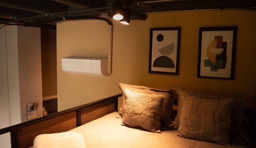 Basic Studio Suite, City View