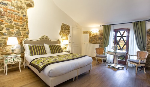 Premium Room