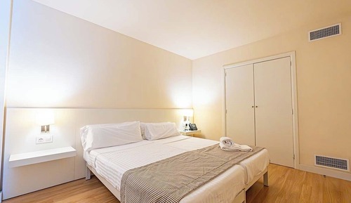 Junior Suite, Terrace, Pool View (4 People)