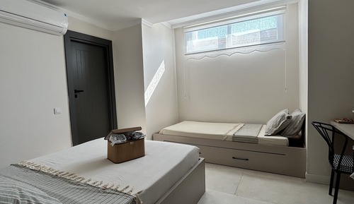 Economy Twin Room