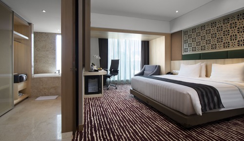 Junior Suite, 1 King Bed