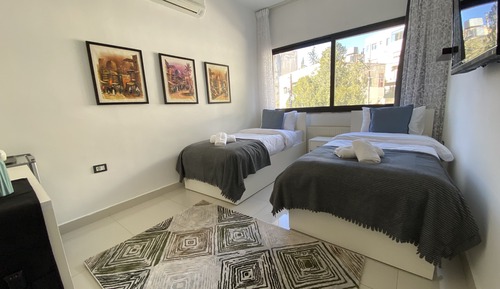 Basic Twin Room