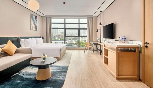 Room, 1 King Bed, Accessible