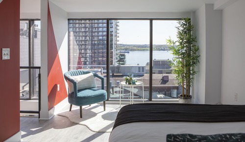 Premium Penthouse, 1 Queen Bed, Balcony, Harbor View