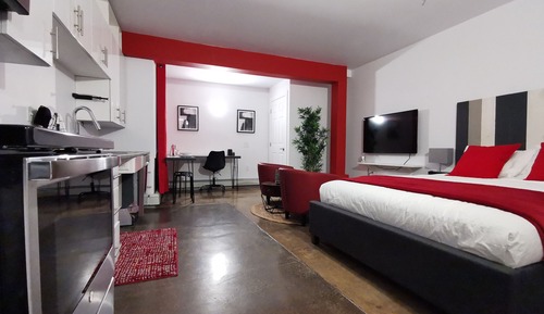 Studio Suite, Accessible