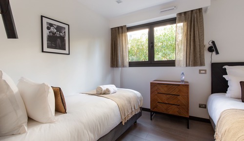Premium Apartment