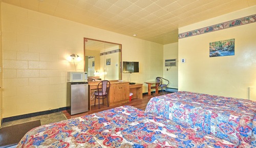 Standard Room, 2 Double Beds