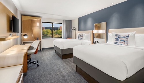 Room, 2 Queen Beds, River View