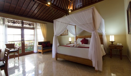 Luxury Bungalow with Terrace
