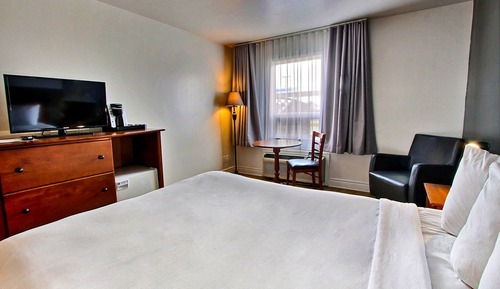 Classic Room, 1 Queen Bed