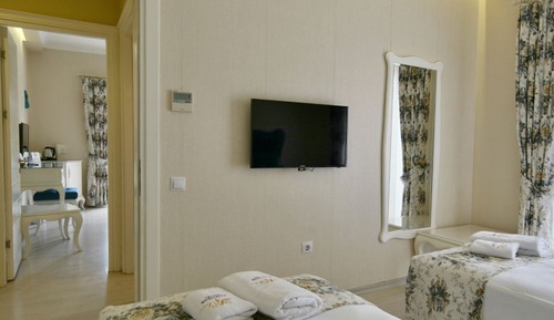 Family Suite, 2 Bedrooms, Non Smoking, Balcony