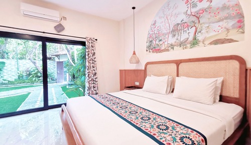 Deluxe Four Bedrooms Villa