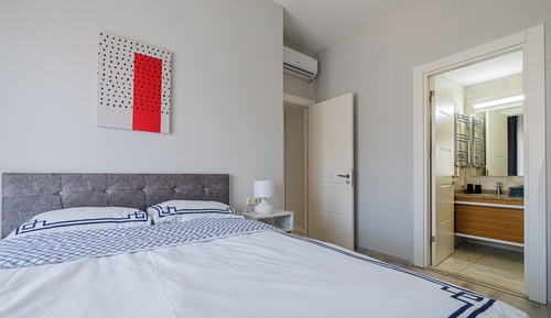 Grand Apartment