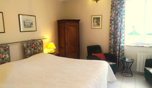 Classic Double Room, Ensuite, Garden View (Le Puits)