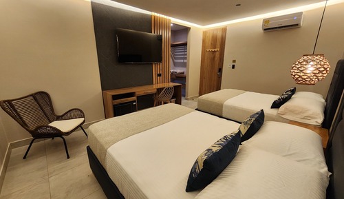 Luxury Quadruple Room