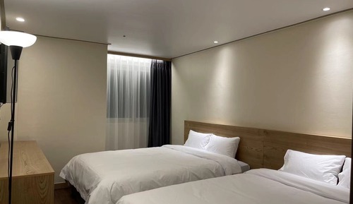 Basic Quadruple Room