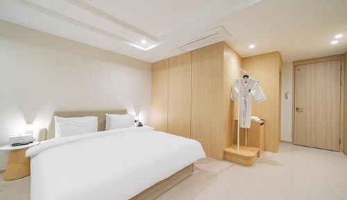Room (Premium-Taehwagang Station View (Bath)