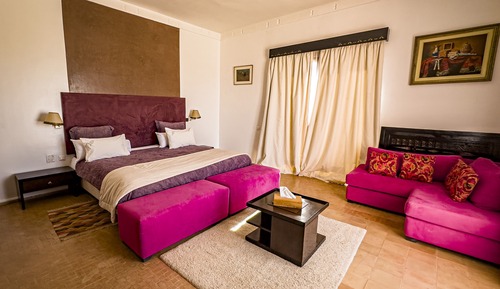 Deluxe Suite
