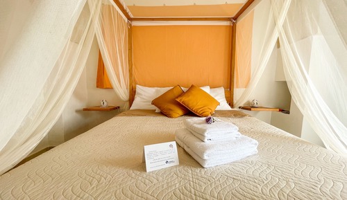 Classic Room, Valley View