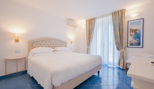 Junior Suite with terrace