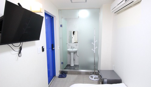 Basic Single Room