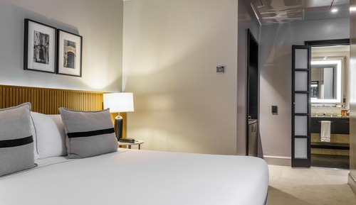 Premium Suite (2+1)