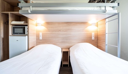 Comfort Room, 3 Twin Beds