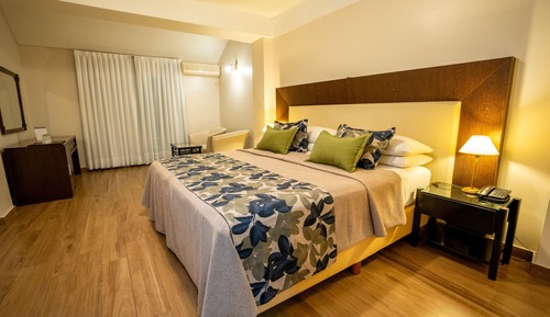 Junior Studio Suite
