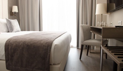 Deluxe Double Edition Room