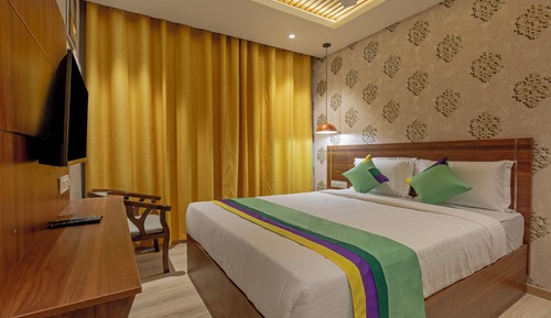 Economy Room
