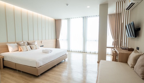 Deluxe King Bed Room