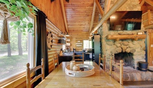House (2 Bedrooms)
