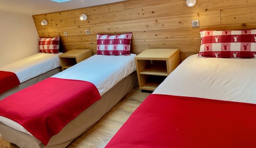 Standard Room, 3 Twin Beds