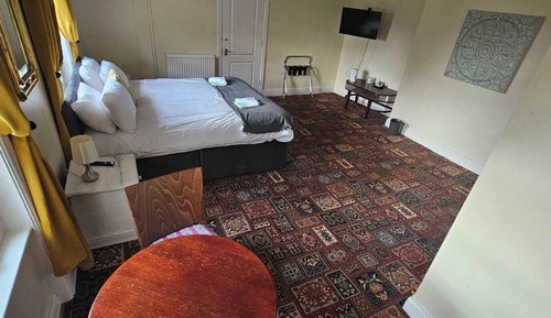 Superior Double Room, 1 King Bed, Bathtub