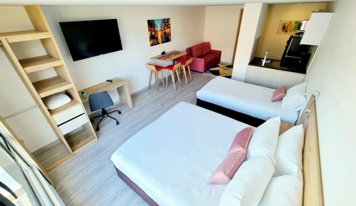 Loft Queen + Single Bed