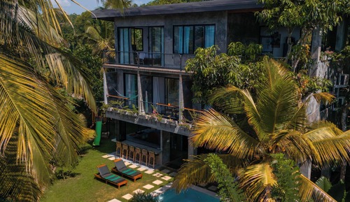 Classic Villa, Sea View