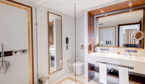 Junior Suite, 1 King Bed with Sofa bed, Ocean View