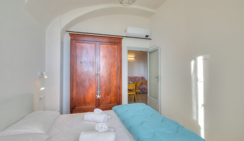 Family Apartment, 2 Bedrooms, Sea Facing (La Casa Sulla Spiaggia - On The Beach)