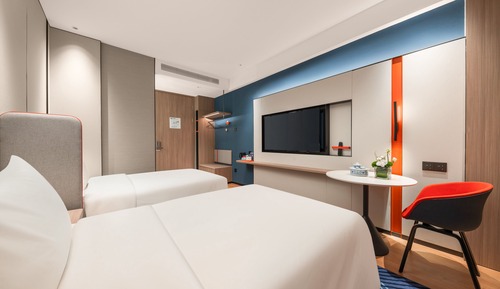 Standard Room, 2 Twin Beds, Accessible Bathtub