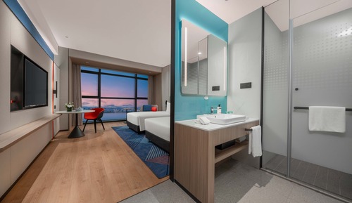 Standard Room, 2 Twin Beds, River View (Extra Floor Space)