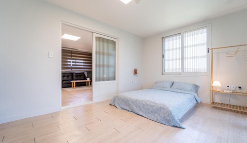 Basic Room, 1 Bedroom (3bunjjae dal)