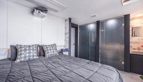 Basic Room, 1 Bedroom (502(Random))