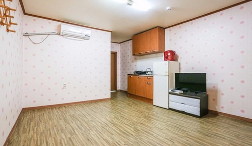 Room (Type B (1 room/1 living room)-1)