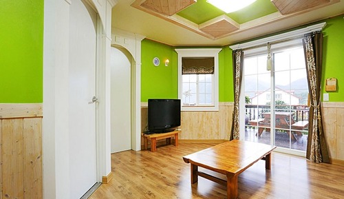 Room (Elber)